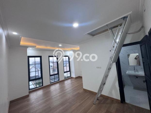 Dijual Rumah Premium dengan Fasilitas Sekitar Lengkap di Jagakarsa, Jakarta Selatan Dijual Rumah Premium dengan Fasilitas Sekitar Lengkap di Jagakarsa, Jakarta Selatan