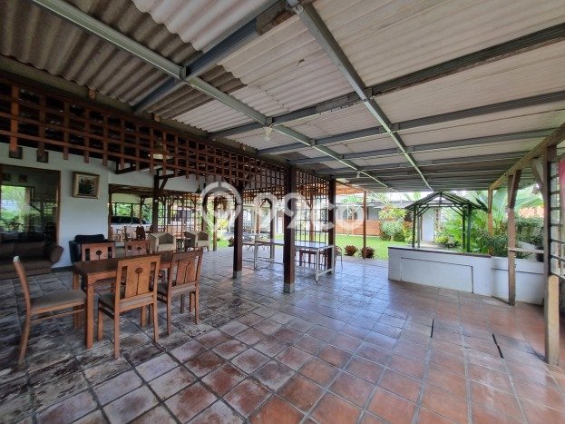 FOR SALE! Vila Kawasan , Area 5070m2m², Lokasi Premium FOR SALE! Vila Kawasan , Area 5070m2m², Lokasi Premium