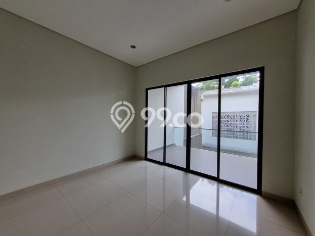 Siap Huni Rumah Mewah 4 Kamar di Lengkong Dekat ke Mana Pun Siap Huni Rumah Mewah 4 Kamar di Lengkong Dekat ke Mana Pun