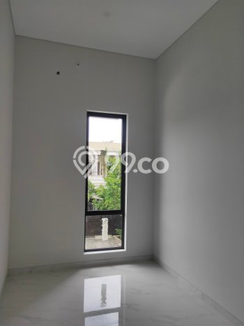 For Sale! Luxury House LT 120m2 Desain Elegan di Mekar Wangi For Sale! Luxury House LT 120m2 Desain Elegan di Mekar Wangi