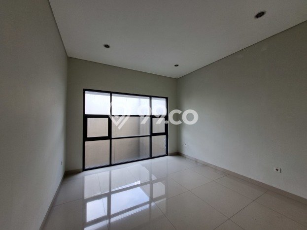 Siap Huni Rumah Mewah 4 Kamar di Lengkong Dekat ke Mana Pun Siap Huni Rumah Mewah 4 Kamar di Lengkong Dekat ke Mana Pun