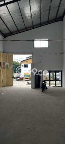 Unit Gudang Paling Strategis di Katapang Bandung dengan LB 241m2 Unit Gudang Paling Strategis di Katapang Bandung dengan LB 241m2