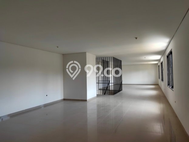Area Ramai! Gudang Dijual di Margaasih untuk Bisnis Luas Bangunan 780m2 Area Ramai! Gudang Dijual di Margaasih untuk Bisnis Luas Bangunan 780m2