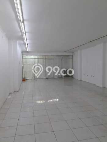 Ruko Disewakan di Otista, Luas 300m², Area Komersial, Siap Usaha Ruko Disewakan di Otista, Luas 300m², Area Komersial, Siap Usaha