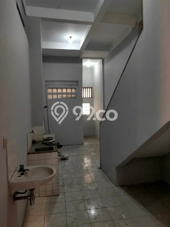 Area Ramai! Ruko Dijual di Regol untuk Bisnis Luas Bangunan 150m2 Area Ramai! Ruko Dijual di Regol untuk Bisnis Luas Bangunan 150m2