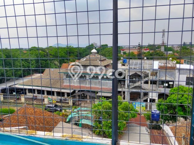 For Sale! Luxury House LT 391m2 Desain Elegan di Garuda For Sale! Luxury House LT 391m2 Desain Elegan di Garuda