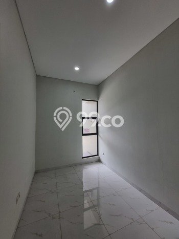 For Sale Rumah 4 Kamar Lokasi Strategis Bagus dan Strategis di Batununggal For Sale Rumah 4 Kamar Lokasi Strategis Bagus dan Strategis di Batununggal