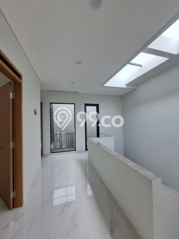 Dijual Rumah Mewah Elegan Dengan View Cantik di Setra Duta, Bandung Dijual Rumah Mewah Elegan Dengan View Cantik di Setra Duta, Bandung