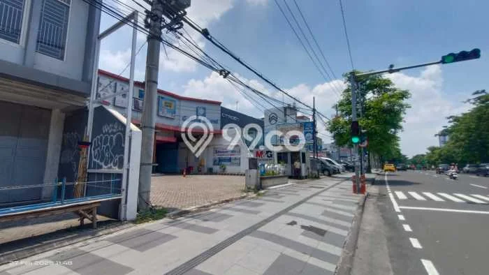 Unit Ruko Dijual di Surabaya LT 91m2 & LB 189m2 Unit Ruko Dijual di Surabaya LT 91m2 & LB 189m2