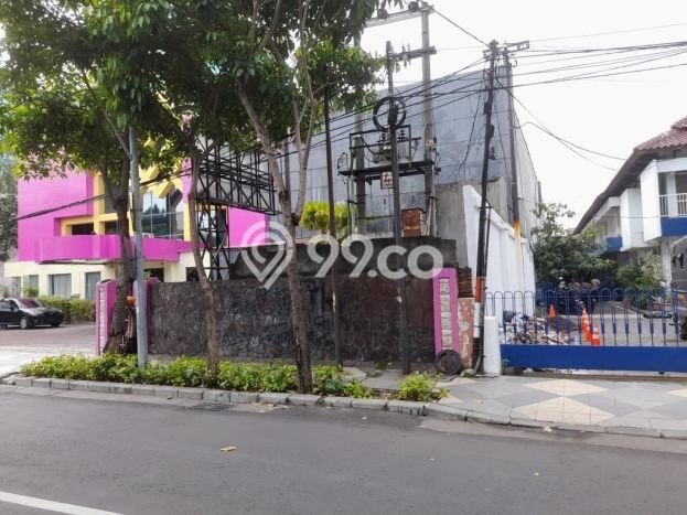 Kantor Dijual Lokasi Emas di Genteng Luas 1650m2 Kantor Dijual Lokasi Emas di Genteng Luas 1650m2