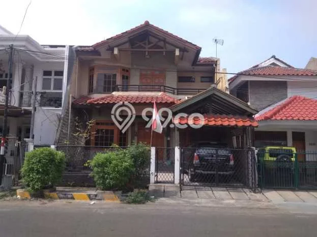 Hunian Mewah Dijual LT 247m2 di Kelapa Gading, Jakarta Utara Hunian Mewah Dijual LT 247m2 di Kelapa Gading, Jakarta Utara