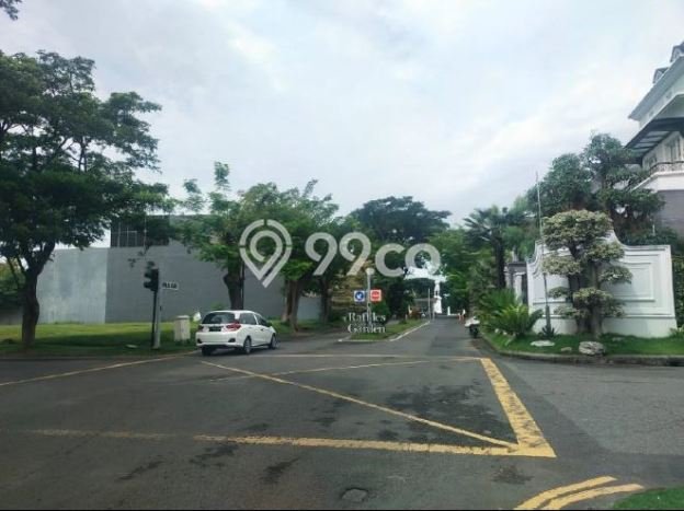 Hunian Mewah LB 500m2 Siap Huni Desain Elegan di Citraland, Surabaya Hunian Mewah LB 500m2 Siap Huni Desain Elegan di Citraland, Surabaya