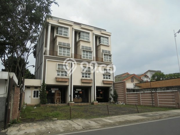 Ruko Dijual di Jakarta Selatan LT 451m2 & LB 700m2 Lokasi Terbaik! Ruko Dijual di Jakarta Selatan LT 451m2 & LB 700m2 Lokasi Terbaik!
