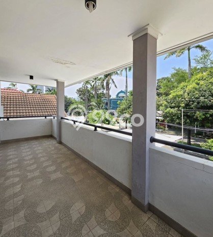 For Sale! Premium House LT 222m2 Desain Elegan di Lebak Bulus For Sale! Premium House LT 222m2 Desain Elegan di Lebak Bulus