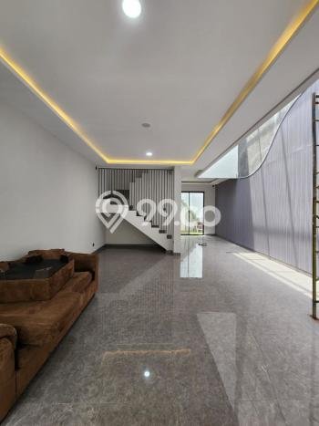 Jual Rumah Luas Megah Dengan View Eksklusif di Pondok Indah, Jakarta Selatan Jual Rumah Luas Megah Dengan View Eksklusif di Pondok Indah, Jakarta Selatan