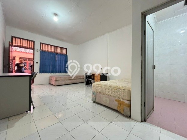 Dijual Rumah Kost di Margonda, Depok, 68 KT, 68 KM, Bangunan 1885m2 Dijual Rumah Kost di Margonda, Depok, 68 KT, 68 KM, Bangunan 1885m2