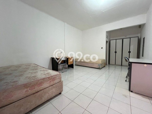 Dijual Rumah Kost di Margonda, Depok, 68 KT, 68 KM, Bangunan 1885m2 Dijual Rumah Kost di Margonda, Depok, 68 KT, 68 KM, Bangunan 1885m2