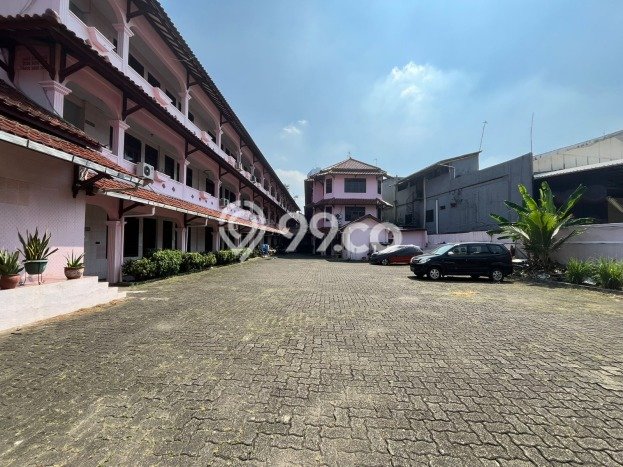 Dijual Rumah Kost di Margonda, Depok, 68 KT, 68 KM, Bangunan 1885m2 Dijual Rumah Kost di Margonda, Depok, 68 KT, 68 KM, Bangunan 1885m2