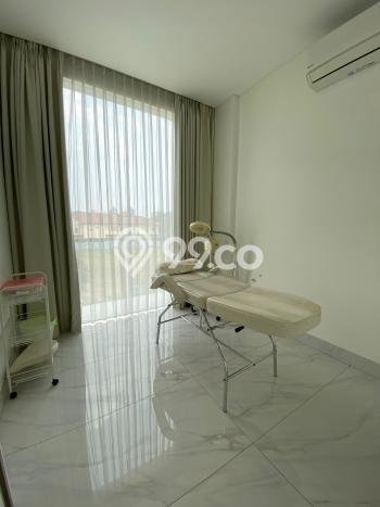Ready to Use! Luxury House LT 782m2 Desain Elegan di BSD Ready to Use! Luxury House LT 782m2 Desain Elegan di BSD