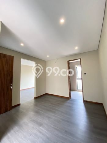 Rumah Mewah LB 195m2 Siap Huni Desain Elegan di Pangkalan Jati, Depok Rumah Mewah LB 195m2 Siap Huni Desain Elegan di Pangkalan Jati, Depok