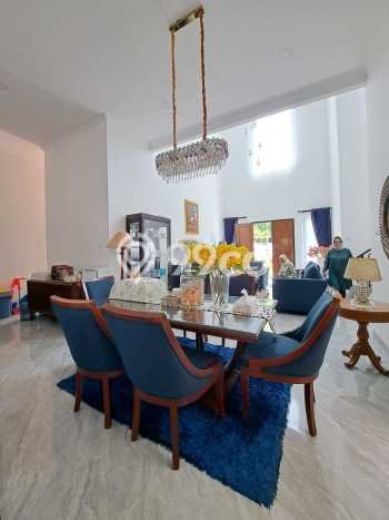 Siap Huni Hunian Elit 4 Kamar di Cinere Dekat ke Mana Pun Siap Huni Hunian Elit 4 Kamar di Cinere Dekat ke Mana Pun