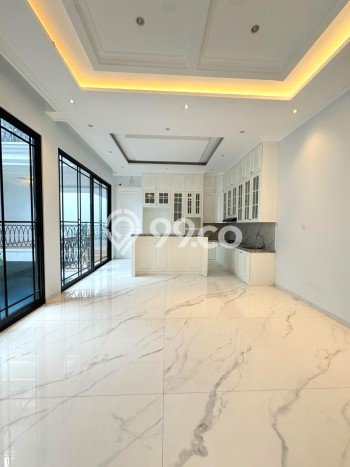 Rumah Eksklusif Siap Huni LT 329m2 di Cilandak, Jakarta Selatan Rumah Eksklusif Siap Huni LT 329m2 di Cilandak, Jakarta Selatan