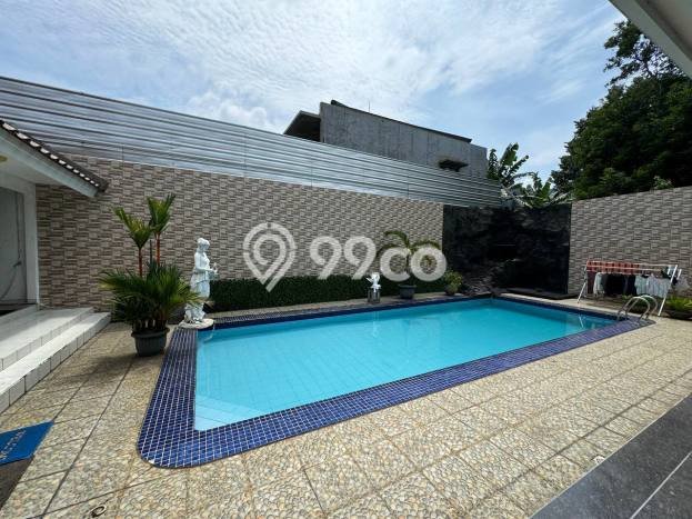 Ready to Use! Luxury House LT 486m2 Desain Elegan di Pangkalan Jati Ready to Use! Luxury House LT 486m2 Desain Elegan di Pangkalan Jati