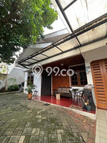 Rumah Modern Cantik 4 KT Bisa Langsung Pindah di Cinere Rumah Modern Cantik 4 KT Bisa Langsung Pindah di Cinere
