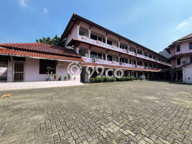 Dijual Rumah Kost di Margonda, Depok, 68 KT, 68 KM, Bangunan 1885m2 Dijual Rumah Kost di Margonda, Depok, 68 KT, 68 KM, Bangunan 1885m2