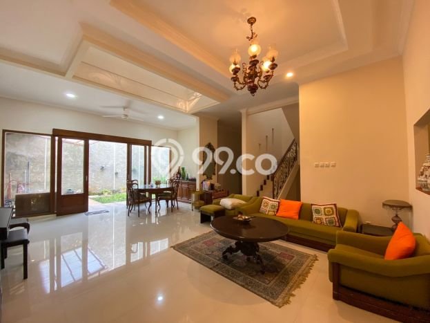 Hunian Mewah Siap Huni LT 240m2 di Cinere, Depok Hunian Mewah Siap Huni LT 240m2 di Cinere, Depok
