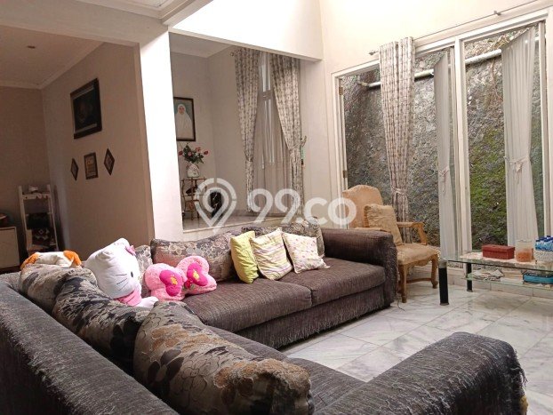 Siap Huni Hunian Elit 5 Kamar di Cinere Dekat ke Mana Pun Siap Huni Hunian Elit 5 Kamar di Cinere Dekat ke Mana Pun