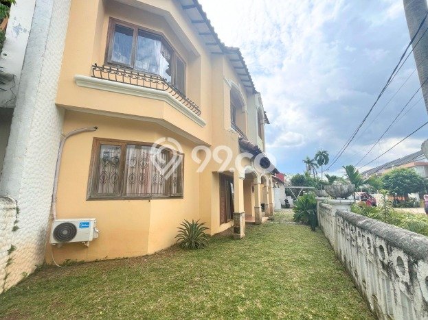 Dijual Rumah Mewah Exclusive di Cinere, Depok Dijual Rumah Mewah Exclusive di Cinere, Depok