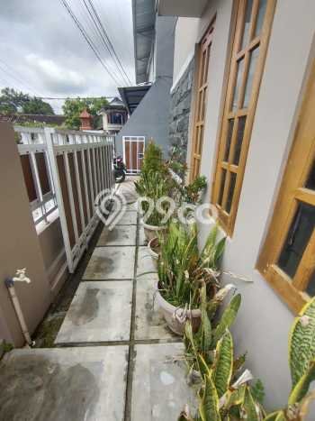 Rumah Area Strategis kawasan Sleman, Yogyakarta, LT 158m² LB 200m² Rumah Area Strategis kawasan Sleman, Yogyakarta, LT 158m² LB 200m²
