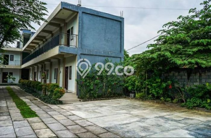 Rumah Mewah LT 1222m2m² / LB 632m2m² di Kompleks Perumahan , Sleman Rumah Mewah LT 1222m2m² / LB 632m2m² di Kompleks Perumahan , Sleman