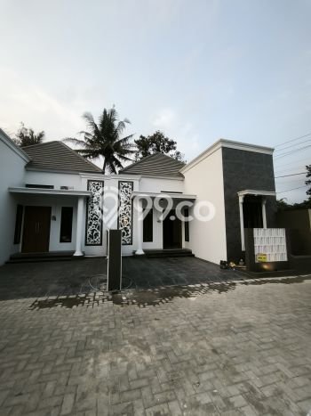 Rumah Minimalis 3 KT LT 100m2 di Cebongan Rumah Minimalis 3 KT LT 100m2 di Cebongan