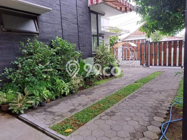 Siap Huni Rumah Mewah 9 Kamar di Umbulharjo Dekat ke Mana Saja Siap Huni Rumah Mewah 9 Kamar di Umbulharjo Dekat ke Mana Saja