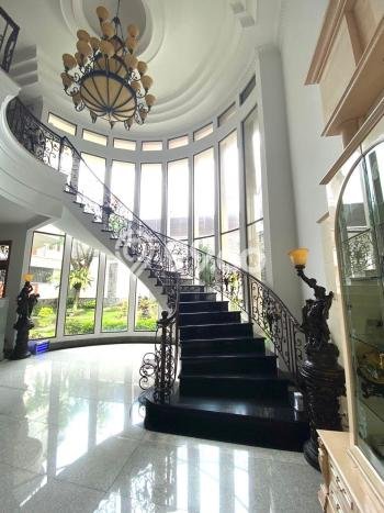Hot Offer Hunian Mewah Ideal dan Luas di Batununggal, Bandung Hot Offer Hunian Mewah Ideal dan Luas di Batununggal, Bandung