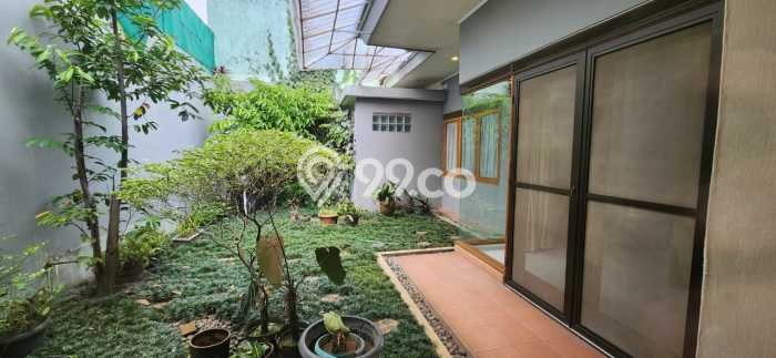 Jual Rumah Luas Elegan Dengan View Cantik di Setra Sari, Bandung Jual Rumah Luas Elegan Dengan View Cantik di Setra Sari, Bandung