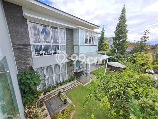 Hunian Mewah Siap Huni LT 438m2 di Coblong, Bandung Hunian Mewah Siap Huni LT 438m2 di Coblong, Bandung