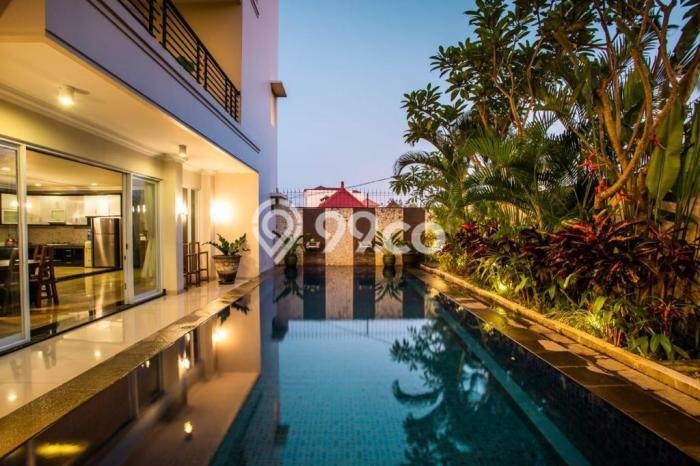 HUNIAN BERKELAS! Rumah Premium Jimbaran, Badung, LT 360m² LB 570m² HUNIAN BERKELAS! Rumah Premium Jimbaran, Badung, LT 360m² LB 570m²
