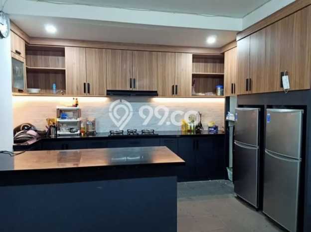 SPECIAL OFFER! Rumah Asri area Riau, Luas 176m² LB 270m² SPECIAL OFFER! Rumah Asri area Riau, Luas 176m² LB 270m²