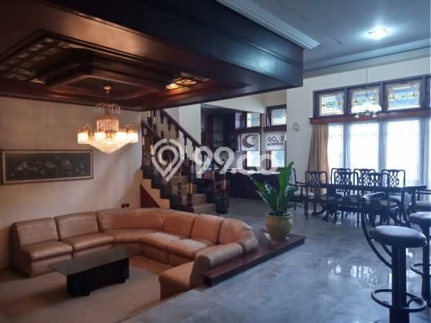 Hunian Elit LB 550m2 Siap Huni Desain Elegan di Cipaganti, Bandung Hunian Elit LB 550m2 Siap Huni Desain Elegan di Cipaganti, Bandung