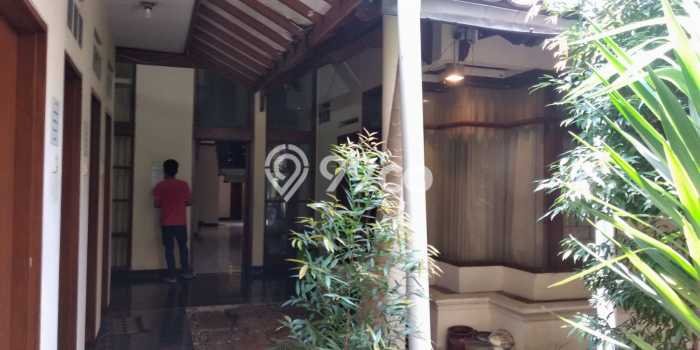 Rumah Elit Modern Siap Huni di Pasteur Bandung Rumah Elit Modern Siap Huni di Pasteur Bandung