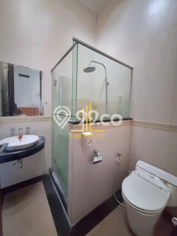 Hunian Mewah Siap Huni LT 375m2 di Batununggal, Bandung Hunian Mewah Siap Huni LT 375m2 di Batununggal, Bandung