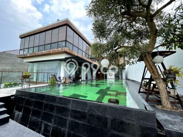 Dijual Rumah Luas Elegan Dengan View Cantik di Kota Baru Parahyangan, Bandung Dijual Rumah Luas Elegan Dengan View Cantik di Kota Baru Parahyangan, Bandung