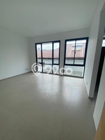 Bisa KPR! Rumah Setra Duta, Bandung, Luas 138m² Bangunan 275m² Bisa KPR! Rumah Setra Duta, Bandung, Luas 138m² Bangunan 275m²