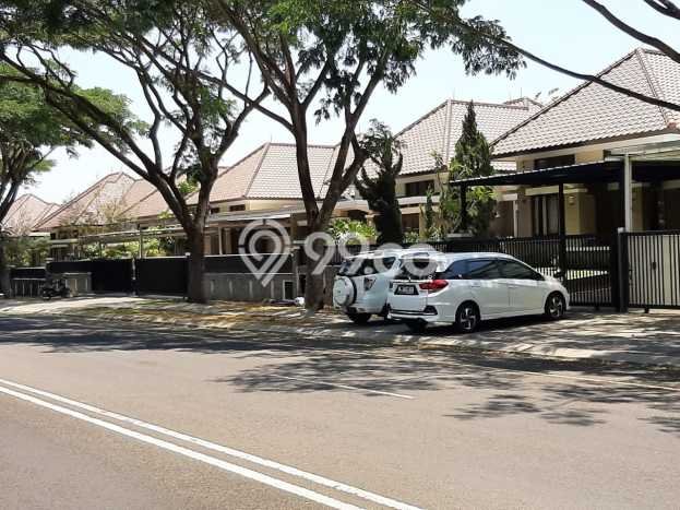 JUAL CEPAT! Rumah Ready Stock Area Strategis Kota Baru Parahyangan, Luas 560m² Bangunan 220m² JUAL CEPAT! Rumah Ready Stock Area Strategis Kota Baru Parahyangan, Luas 560m² Bangunan 220m²