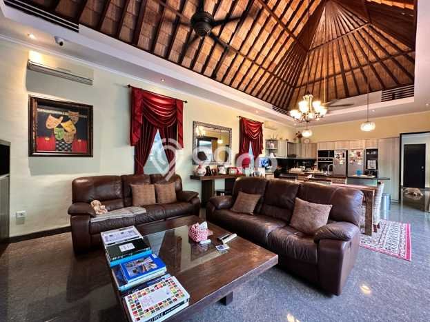 Rumah dengan Lokasi Strategis 5 KT di Sanur, Denpasar Rumah dengan Lokasi Strategis 5 KT di Sanur, Denpasar