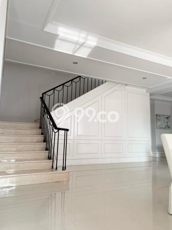 Rumah Asri di Kota Baru Parahyangan, Bandung, LT 637m² Bangunan 750m² Rumah Asri di Kota Baru Parahyangan, Bandung, LT 637m² Bangunan 750m²