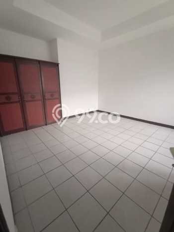 Rumah Modern area Tubagus Ismail, Bandung, LT 300m² LB 174m² Rumah Modern area Tubagus Ismail, Bandung, LT 300m² LB 174m²